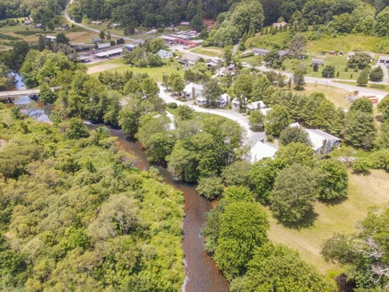 Linville River Cottage - Steps Away From The Banks Newland 外观 照片